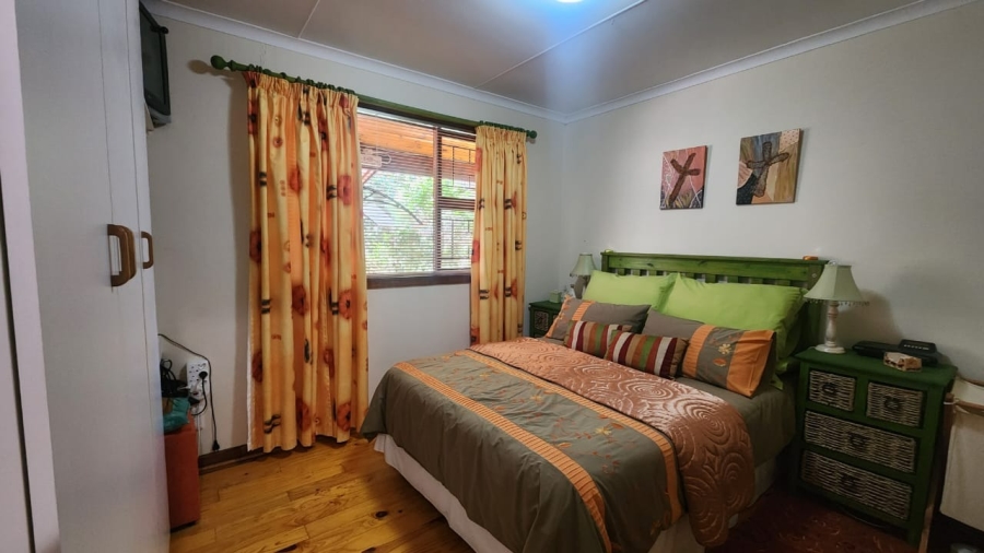 4 Bedroom Property for Sale in Keurboomstrand Western Cape